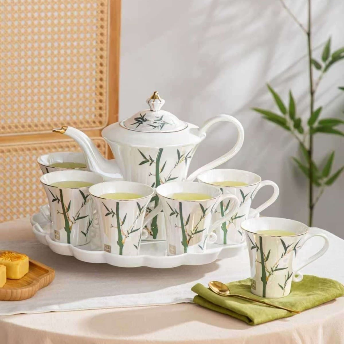 Chinese Ceramic Drinkware Set